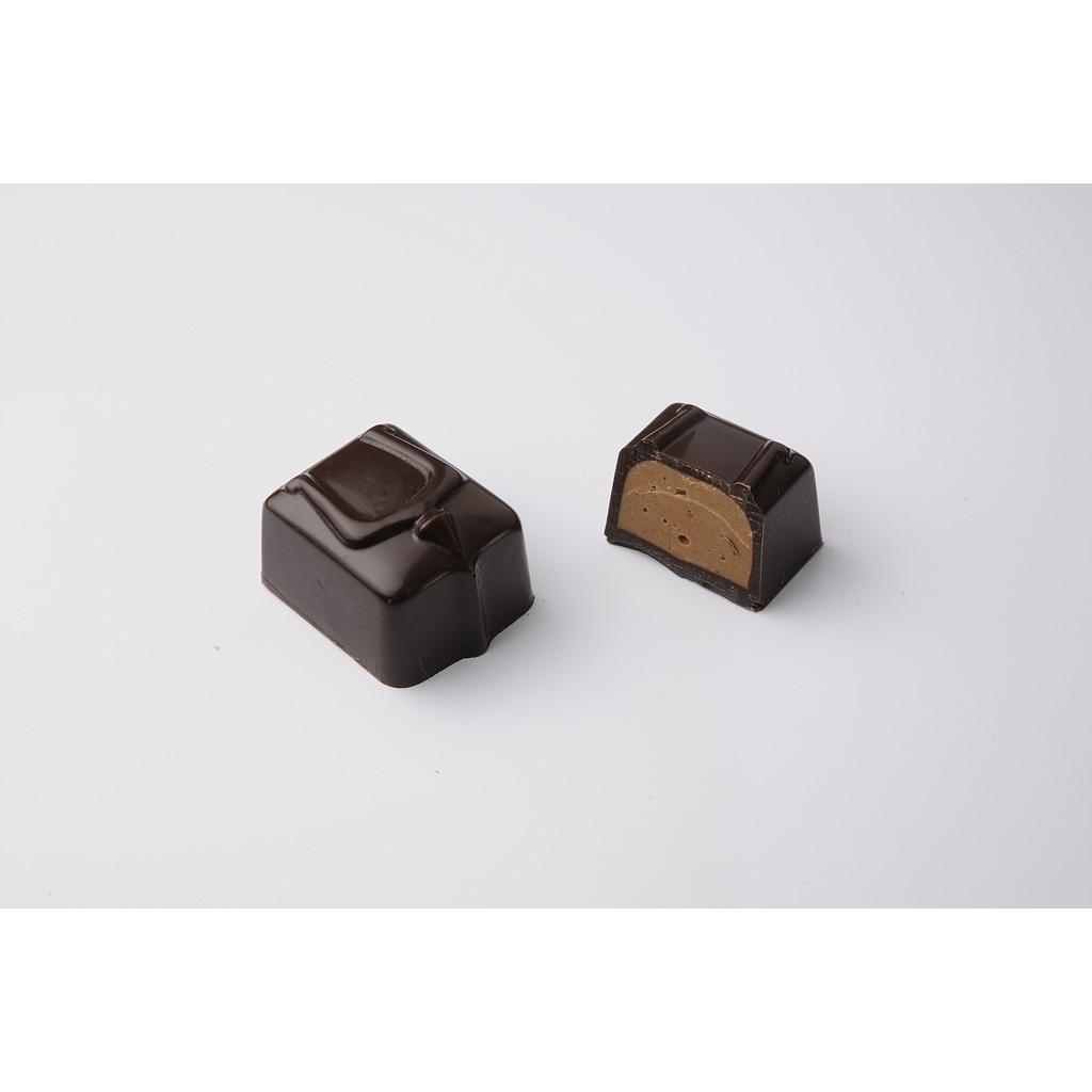 [MDD0031] DELICE 31 GULDEN SPOOR FONDANT 1KG