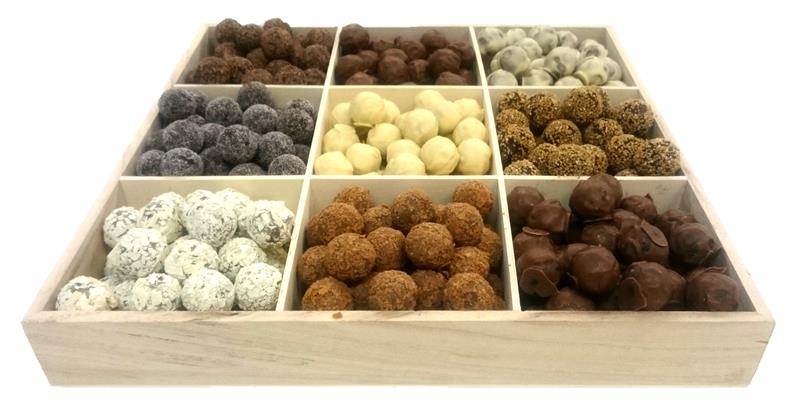 DELICE BOX TRUFFELKOGELS 9 SOORTEN - 7,2 KG