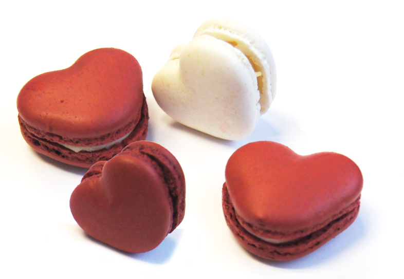 AMACARONS COEUR MACARONS ASS 35 PCS ( 21 X ROUGE / 14 X BLANC ) <*_*>