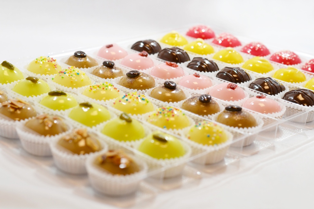 PETIT FOURS MARSEPEIN ASSORTIE 48ST <*_*>