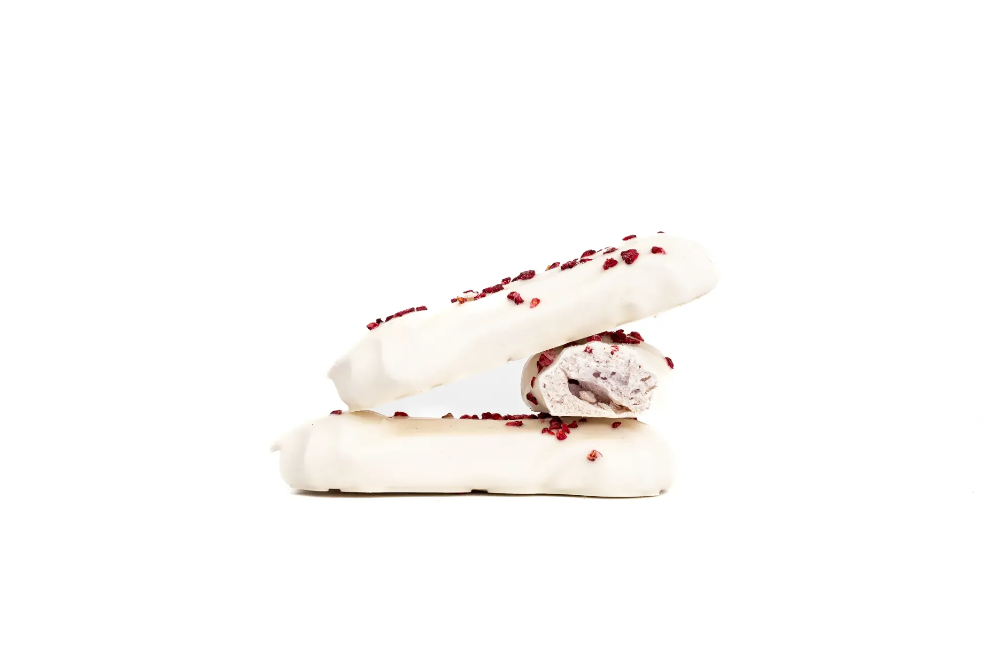 [MER6.009] MERINGUE BAR FRAMBOOS WITTECHOCOLADE 48 ST