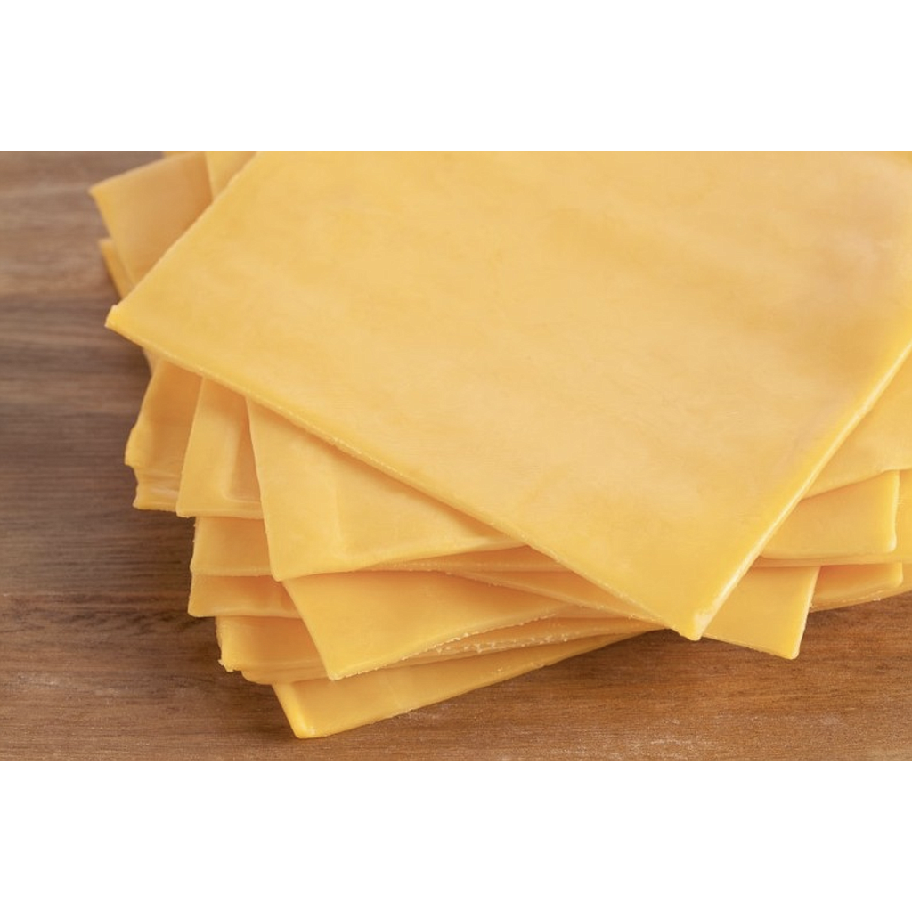 CHEDDAR SNEETJES (50X20G) 10X10CM - 1KG (6) <**>