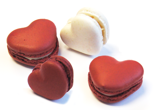 [VAL006] AMACARONS HEART MACARONS ASS 35 ST ( 21 X ROOD / 14 X WIT ) <*_*>